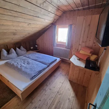 Almhütte Chrisanten Thaya