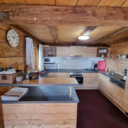 Almhütte Chrisanten Thaya Chalet *