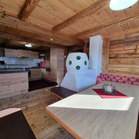 Almhütte Chrisanten Thaya Chalet *