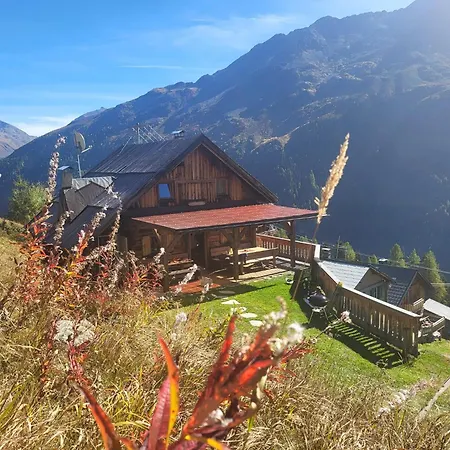 Almhuette Chrisanten Thaya Solden