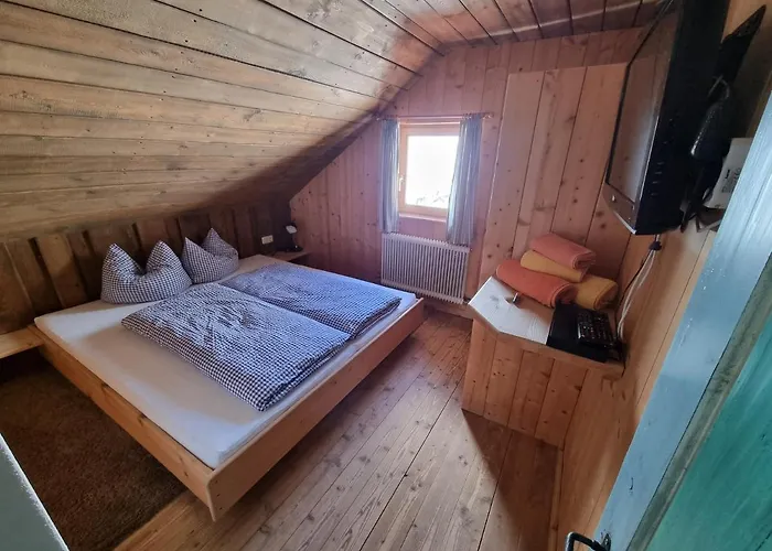 Almhuette Chrisanten Thaya