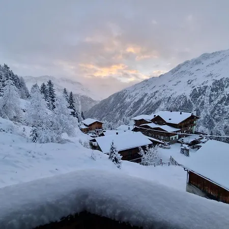 Almhuette Chrisanten Thaya Chalet